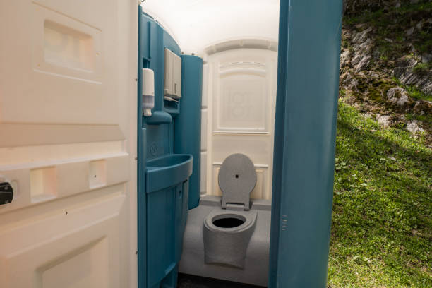 Best Affordable porta potty rental  in Austintown, OH